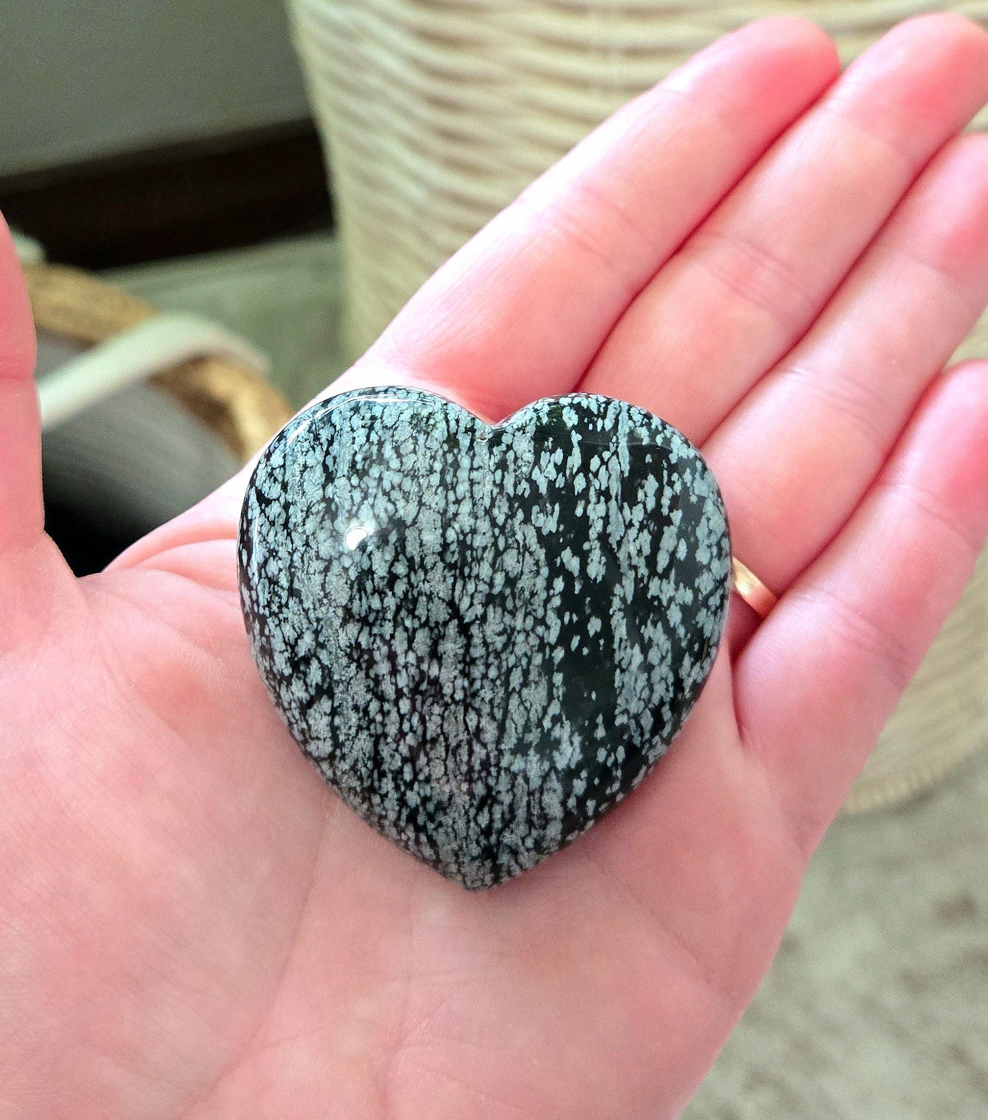Snowflake Obsidian Heart 2"