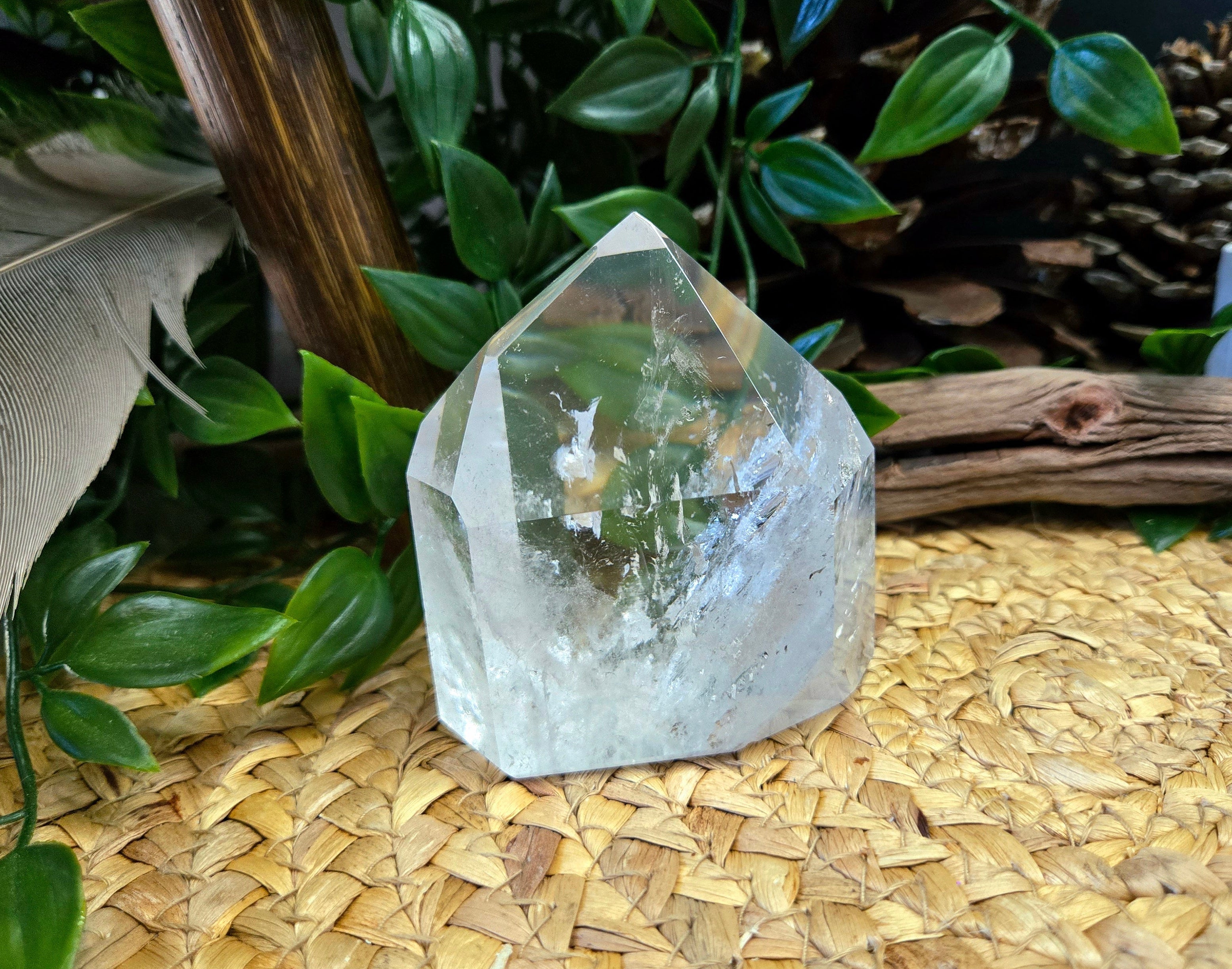 Quartz Point 3"