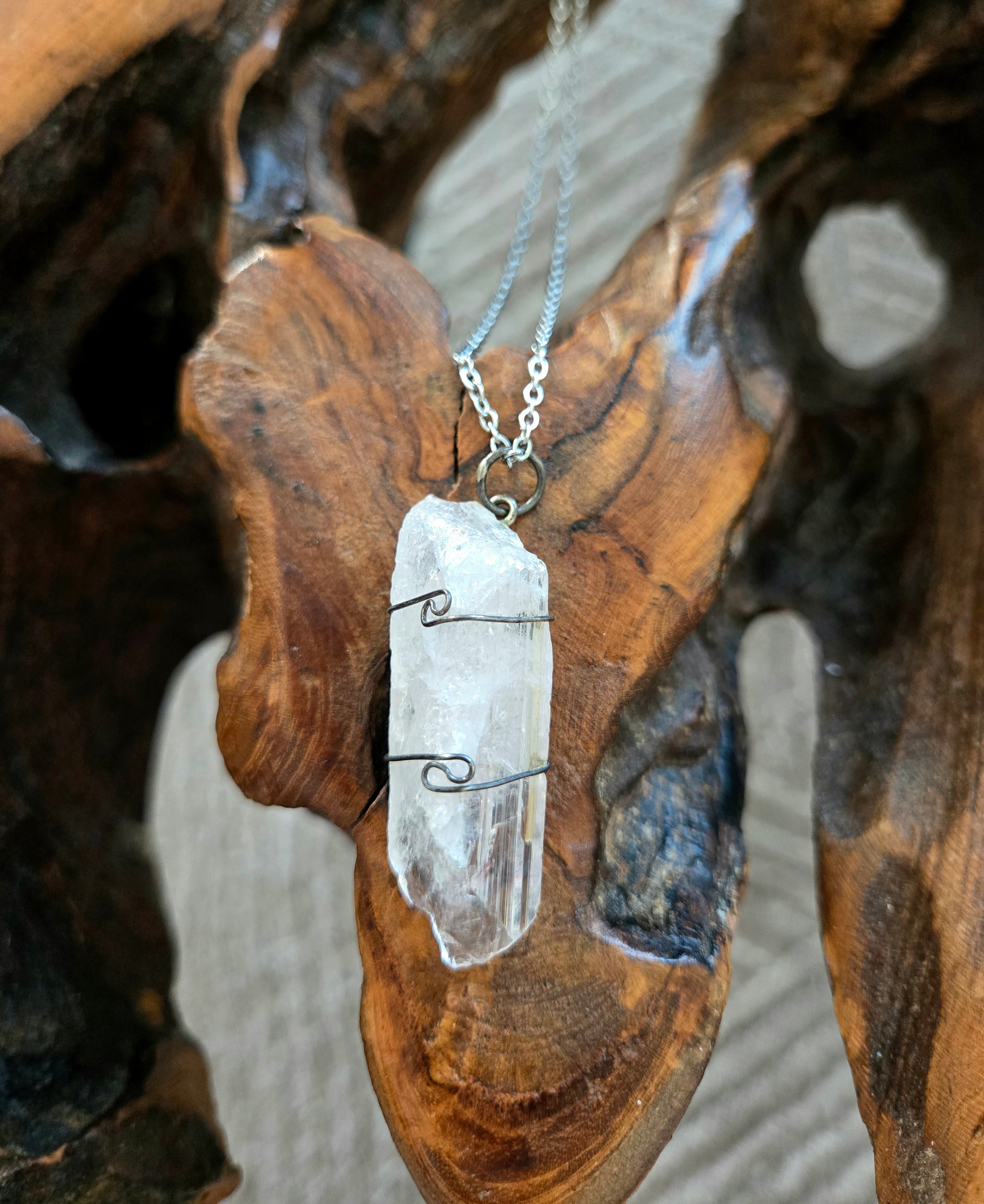 Quartz Necklace 21" Chain