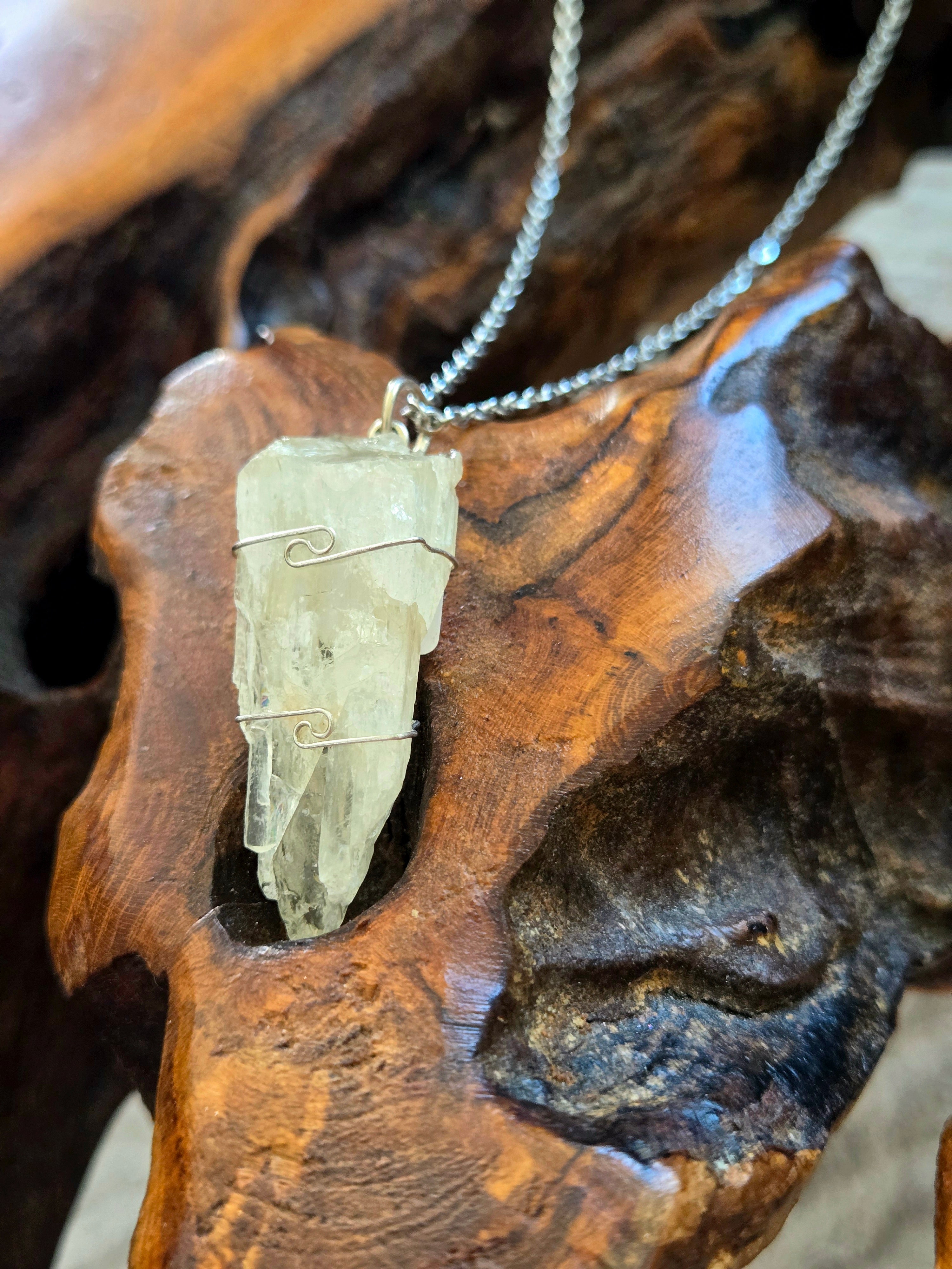 Hiddenite Necklace 21.5" Chain